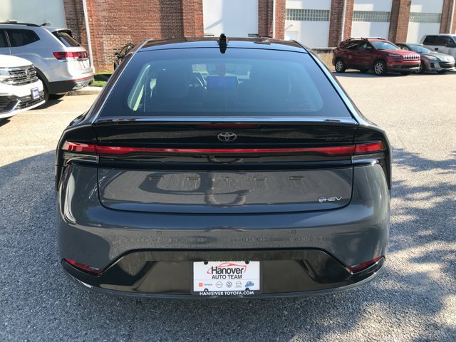 New 2027 Toyota Prius Limited w/ Limited Premium Package AWD/4WD image 7