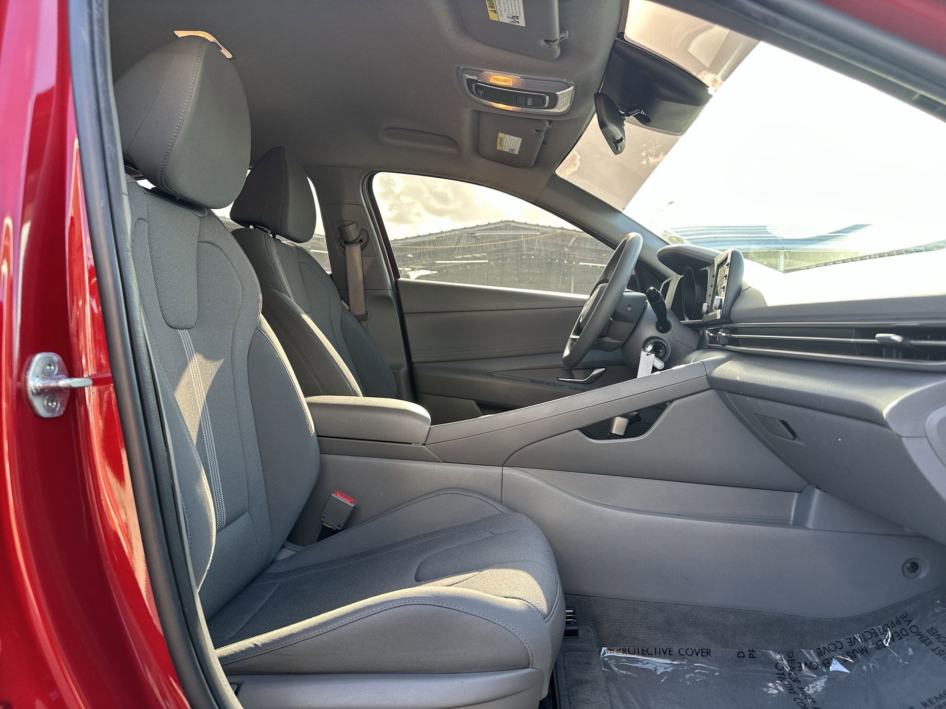 Used 2022 Hyundai Elantra SE FWD image 22