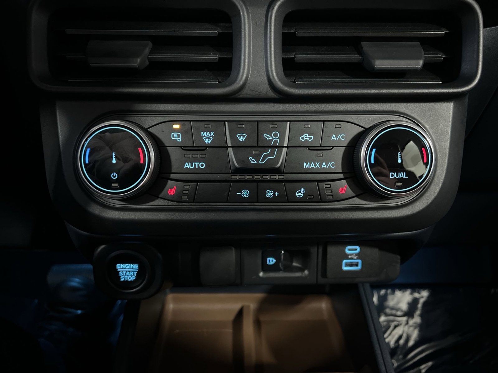 Used 2023 Ford Maverick Lariat w/ Lariat Luxury Package image 21