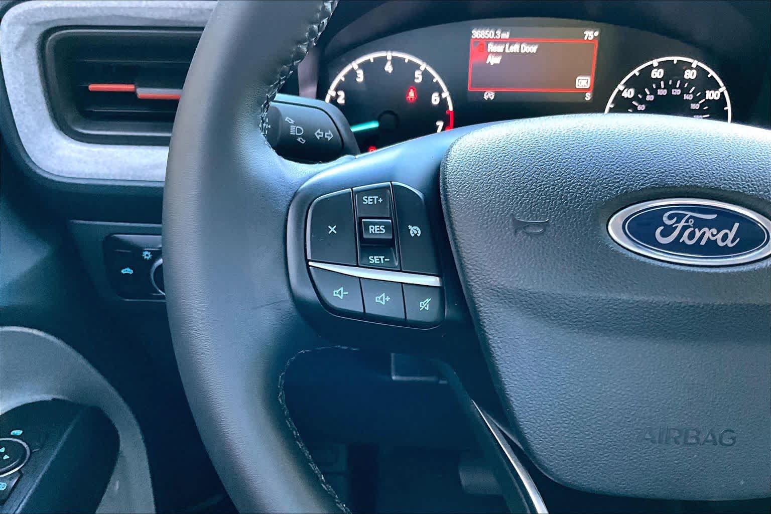 Used 2023 Ford Maverick XLT w/ XLT Luxury Package FWD image 24