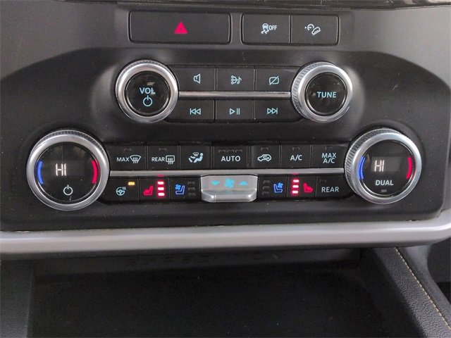 Used 2023 Ford Expedition Max XLT image 21