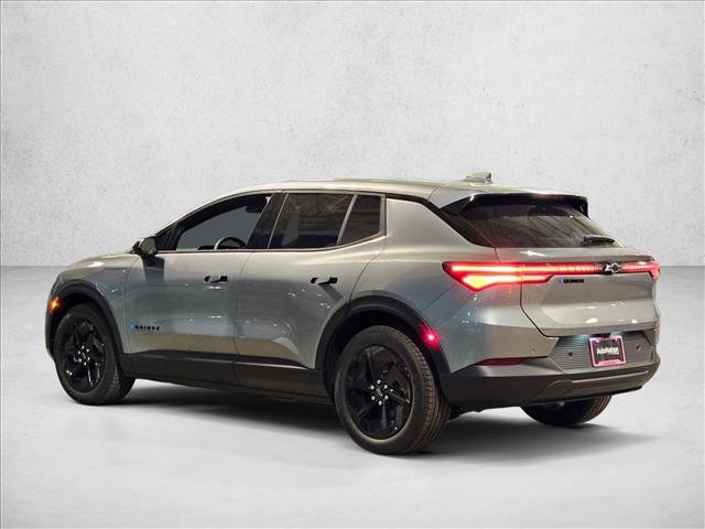 New 2026 Chevrolet Equinox EV LT w/ Midnight Package image 9