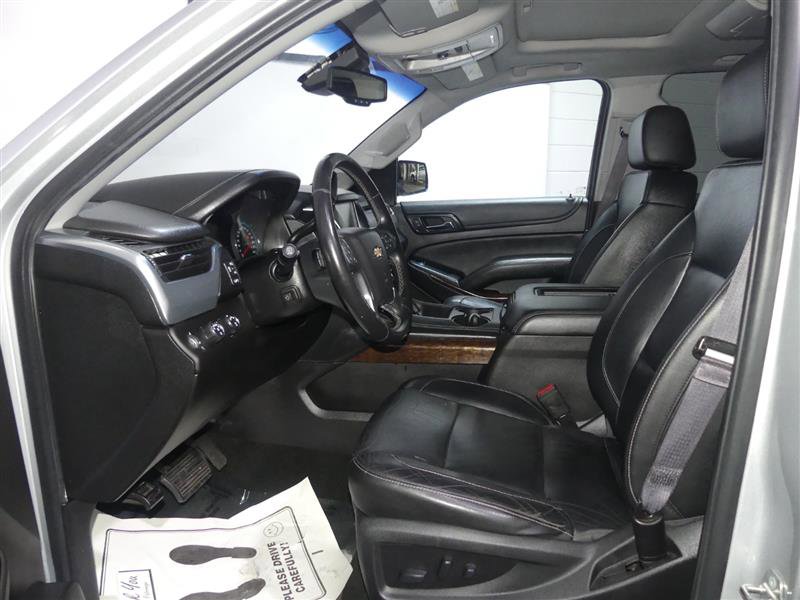 Used 2017 Chevrolet Suburban LT image 20