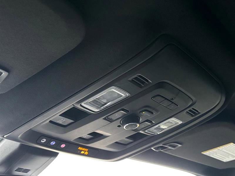 Used 2022 Chevrolet Tahoe Z71 w/ Luxury Package image 33