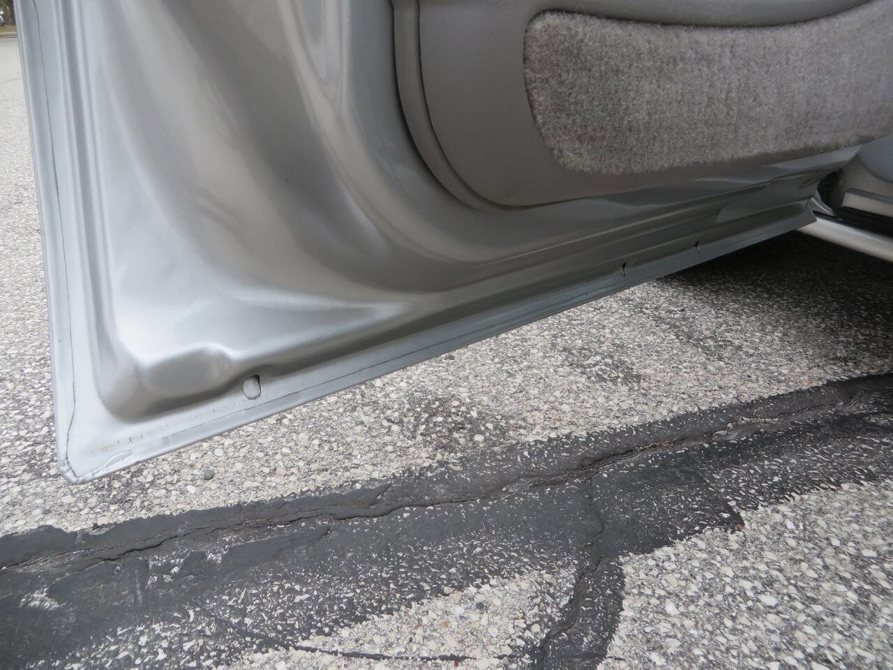 Used 2005 Buick Le Sabre Custom image 26