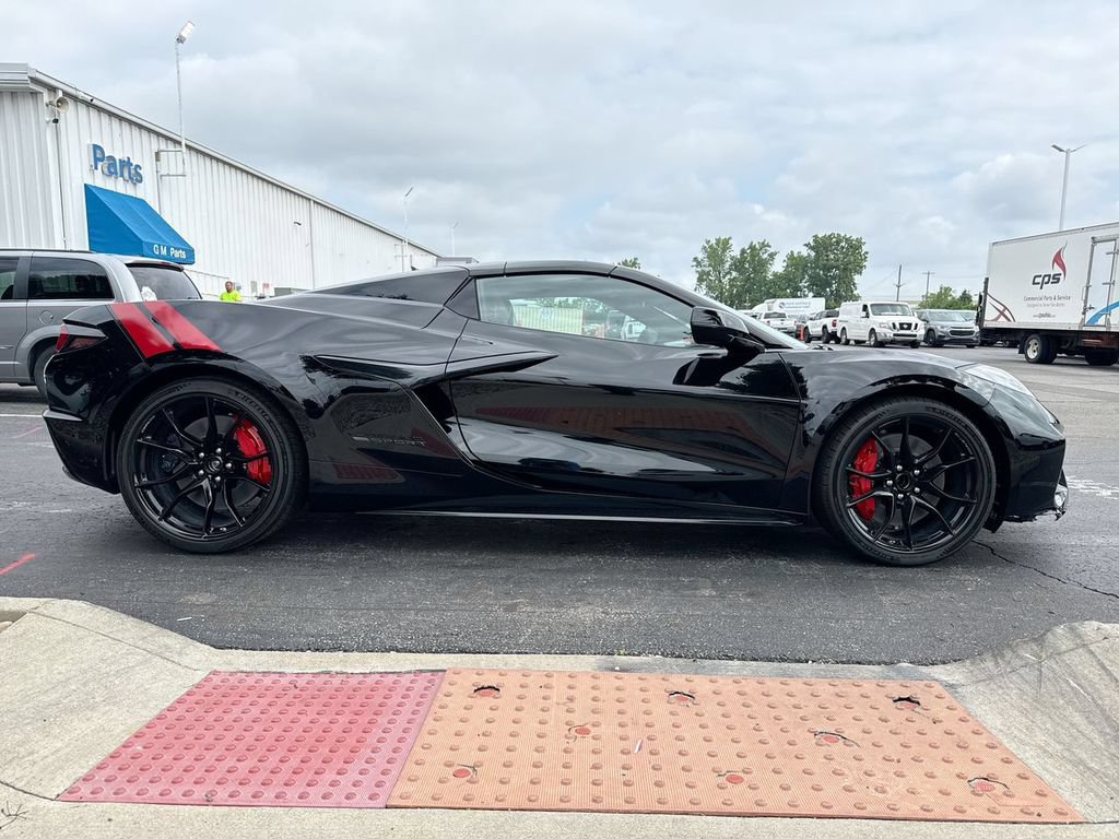 New 2027 Chevrolet Corvette Grand Sport RWD image 6
