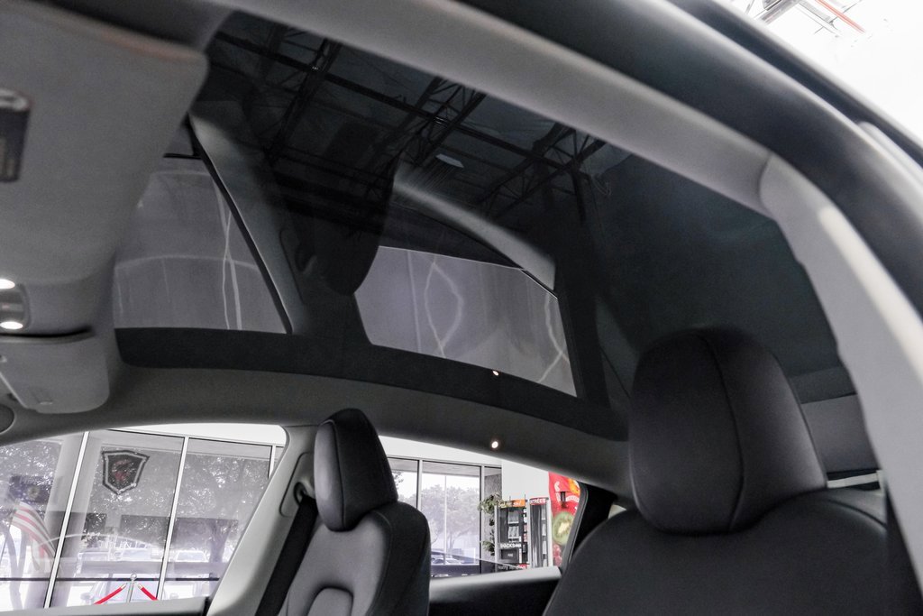 Used 2023 Tesla Model Y Long Range image 5