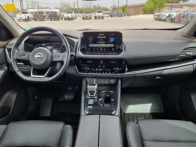 Used 2023 Nissan Rogue SL w/ SL Premium Package image 13