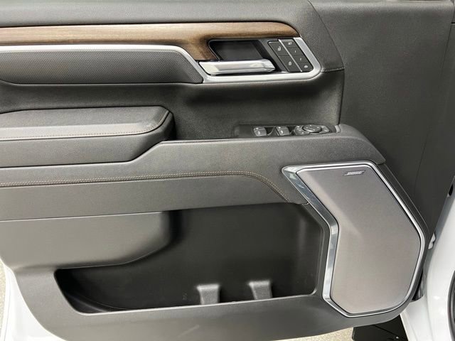 Used 2025 Chevrolet Silverado 3500 High Country w/ Technology Package image 19