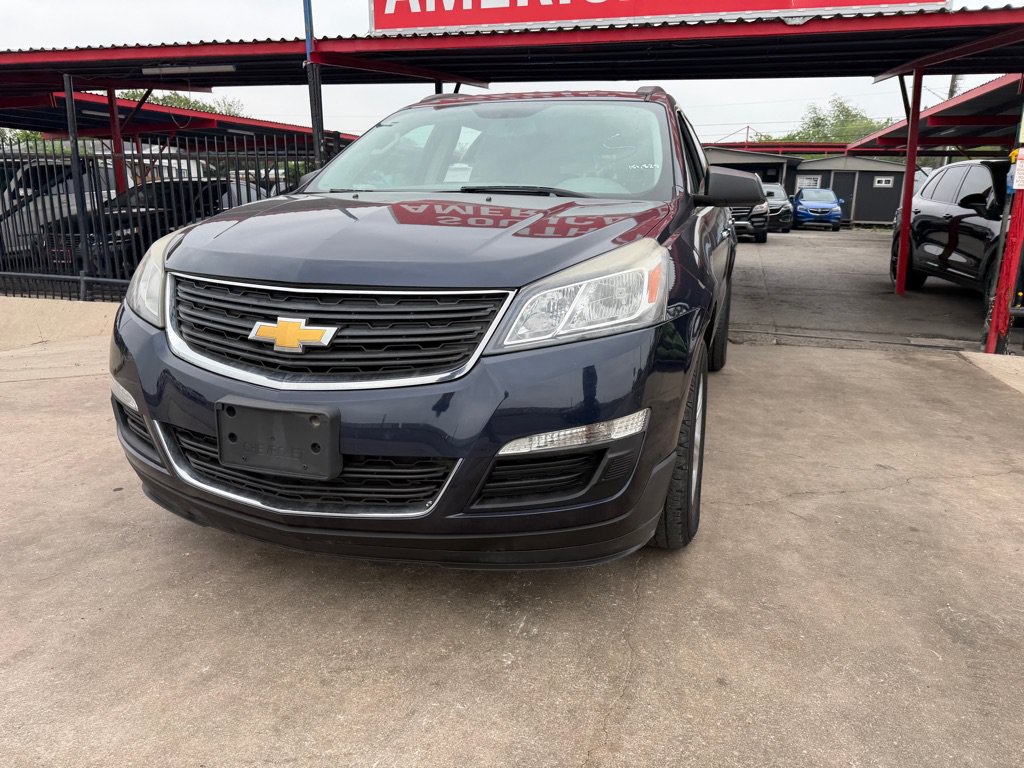 Used 2015 Chevrolet Traverse LS FWD image 3