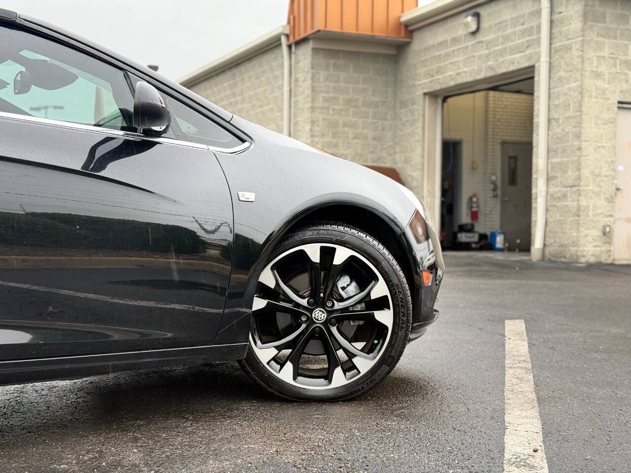 Used 2019 Buick Cascada Sport Touring FWD image 4