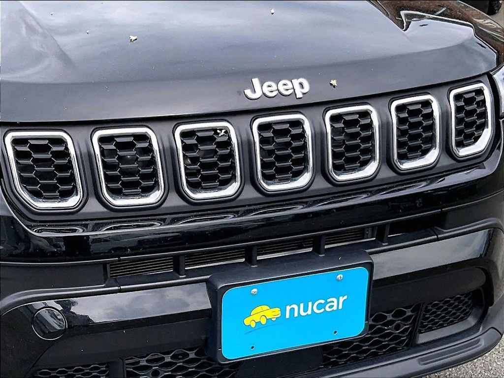 Used 2024 Jeep Compass Latitude AWD/4WD image 31