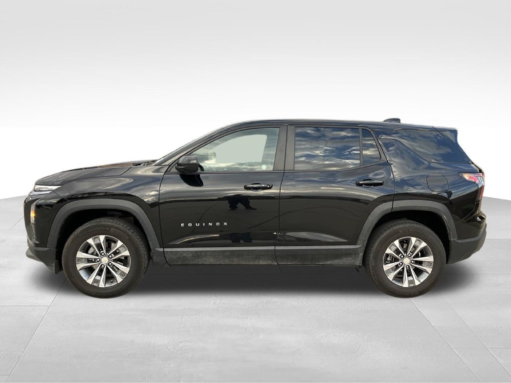 Used 2025 Chevrolet Equinox LT AWD/4WD image 10