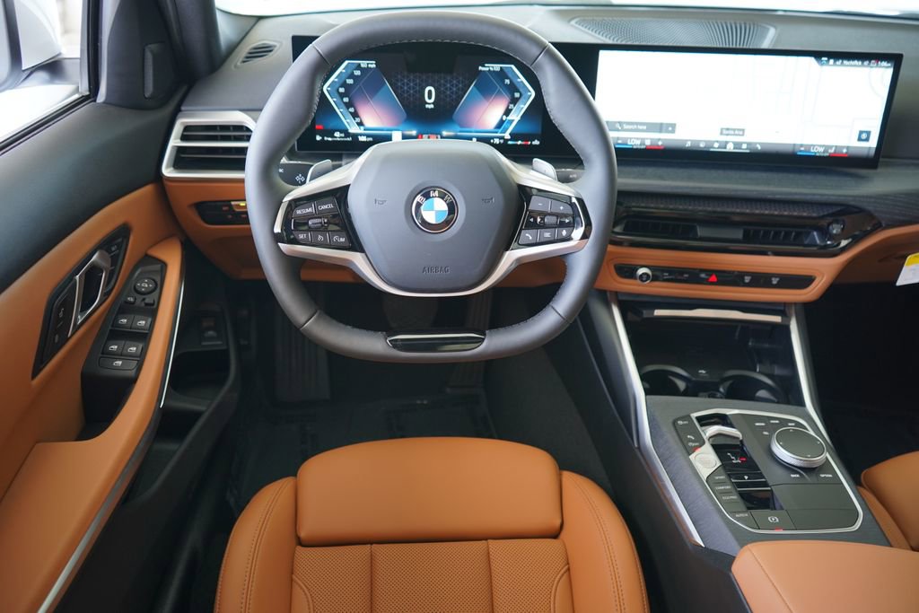 Used 2025 BMW 330i xDrive Sedan AWD/4WD image 15