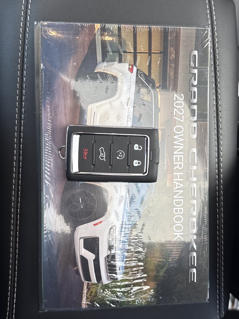 New 2027 Jeep Grand Cherokee 4WD image 28