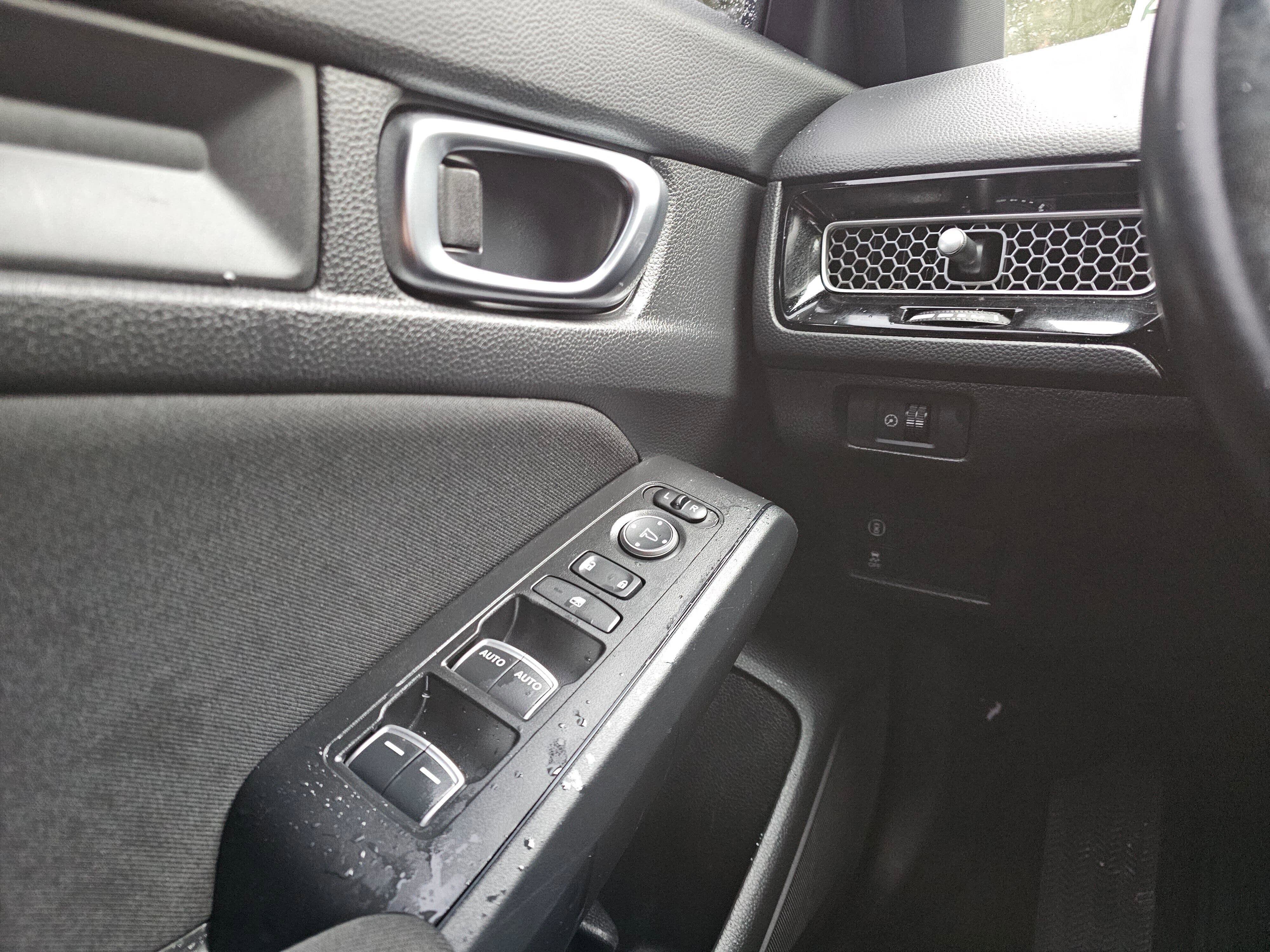 Used 2022 Honda Civic Sport image 32