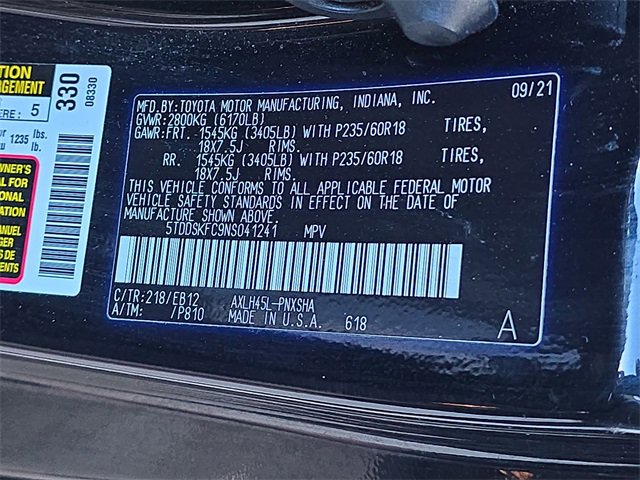 Used 2022 Toyota Sienna XSE image 39