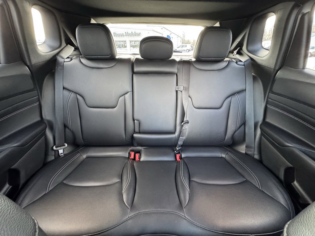 Used 2024 Jeep Compass Limited w/ High Altitude Package image 13