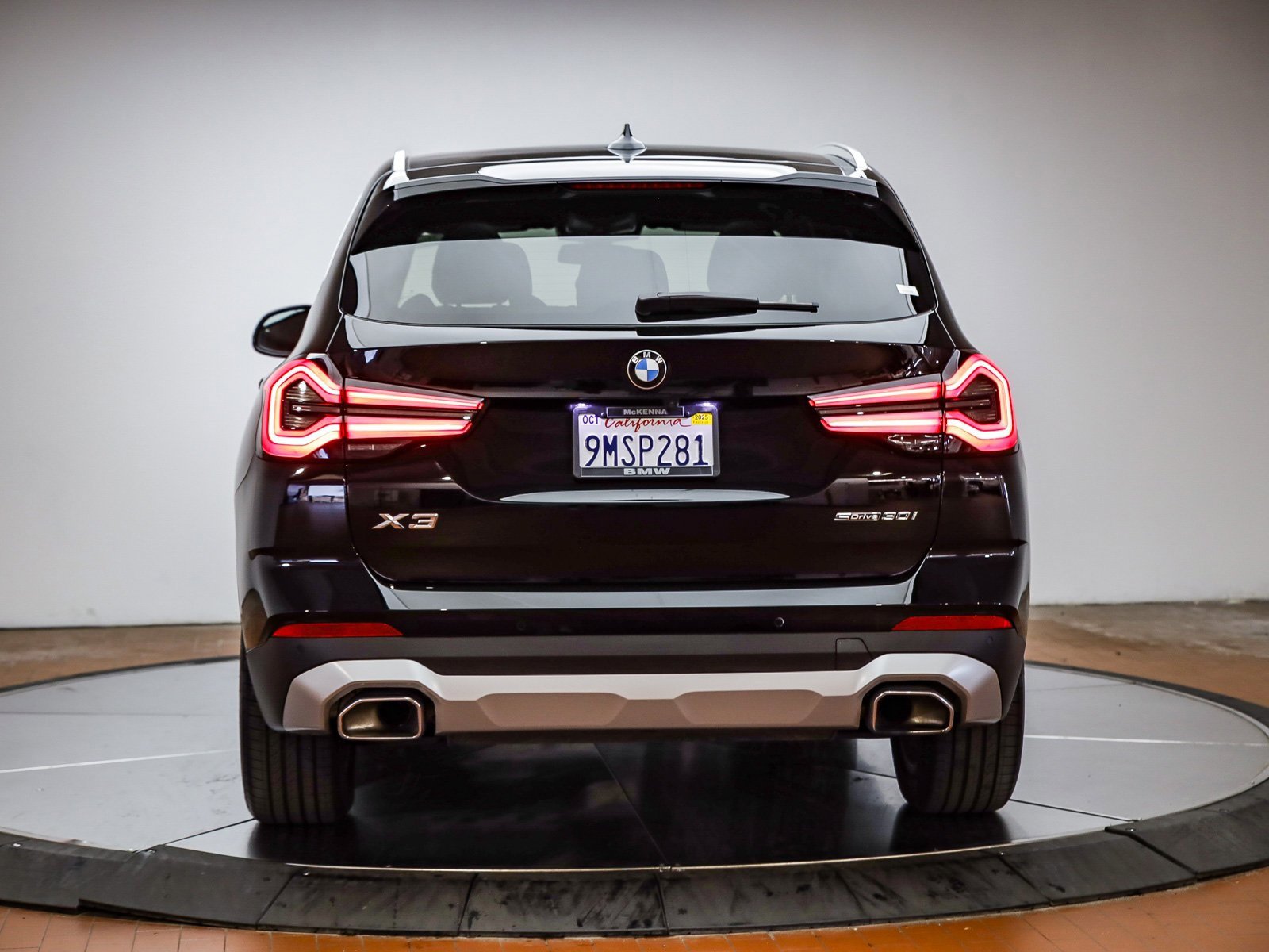 Used 2024 BMW X3 sDrive30i w/ Premium Package w/ZPA image 8