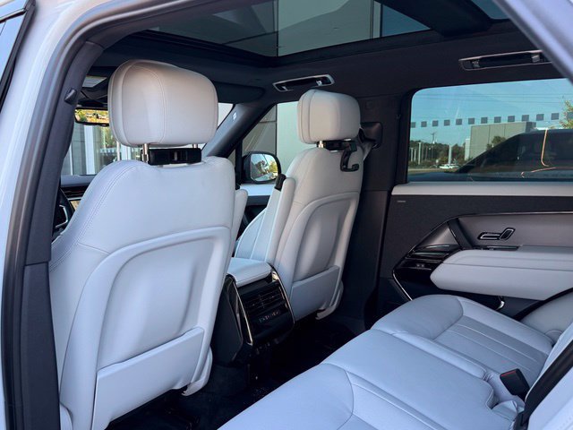 Certified 2026 Land Rover Range Rover Sport SE AWD/4WD image 31