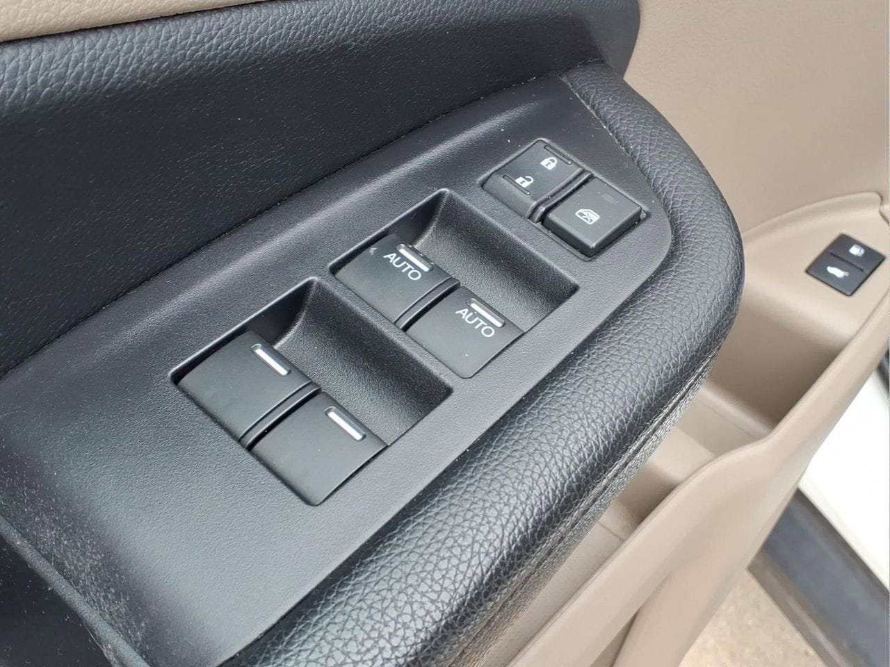 Used 2020 Honda Pilot Touring image 18