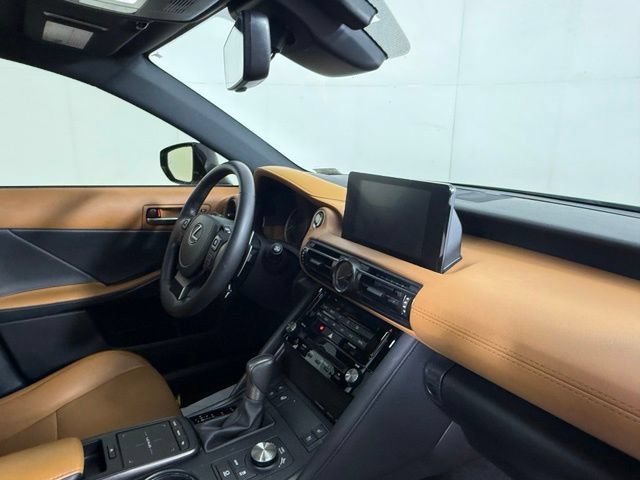 Used 2023 Lexus IS 300 w/ Premium Package RWD image 31