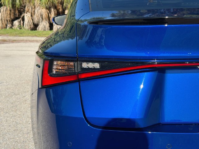 Used 2024 Lexus IS 350 F Sport w/ Memory Package RWD image 10