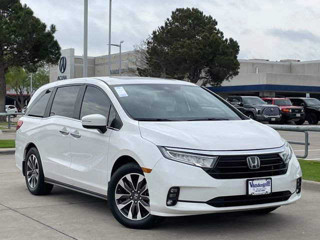 Certified 2024 Honda Odyssey EX-L image 2