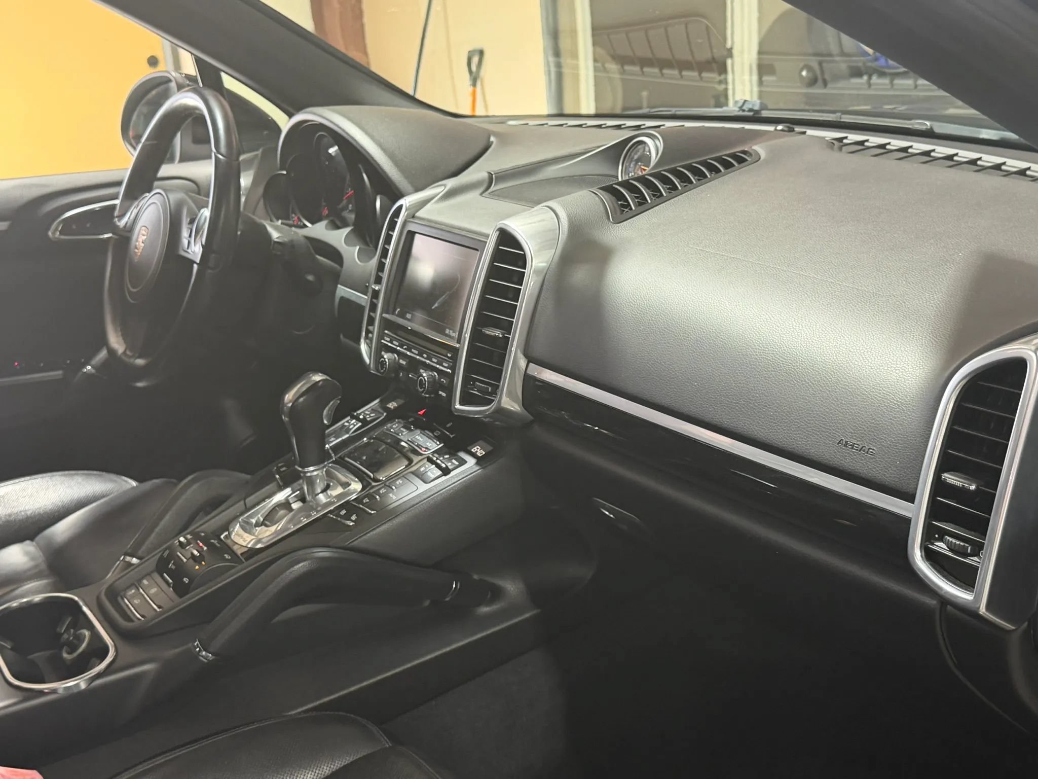 Used 2013 Porsche Cayenne S AWD/4WD image 12