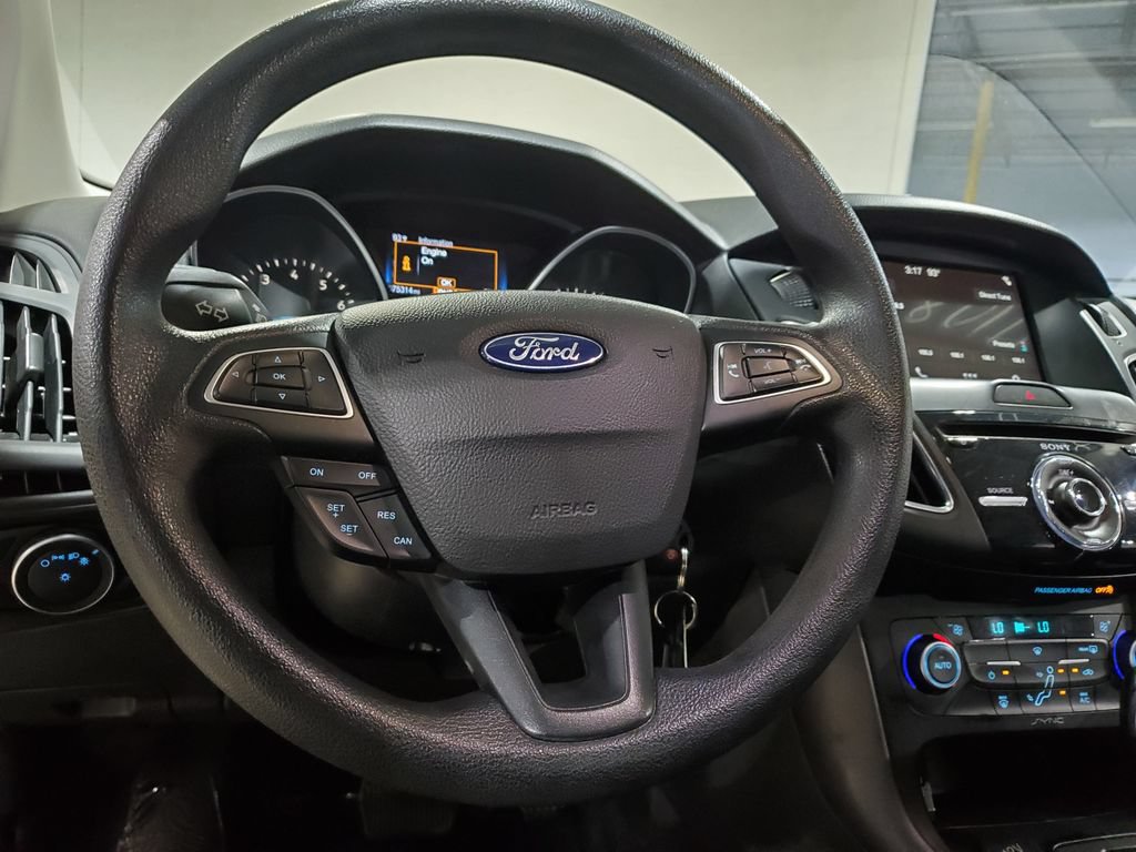 Used 2018 Ford Focus SEL FWD image 26