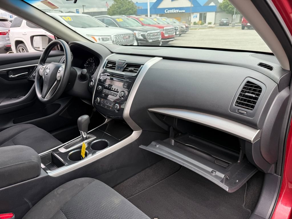 Used 2014 Nissan Altima 2.5 S image 11