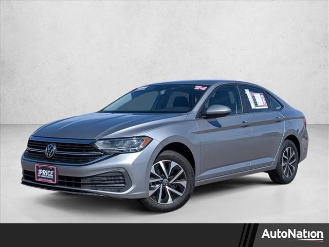 Used 2024 Volkswagen Jetta S image 1