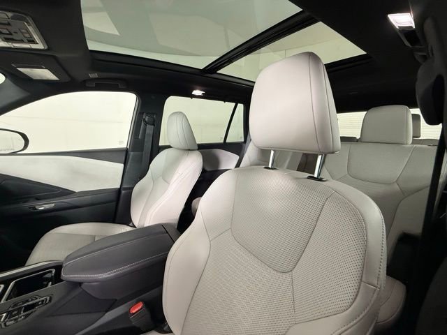 Used 2025 Lexus TX 350 AWD w/ Technology Package image 5