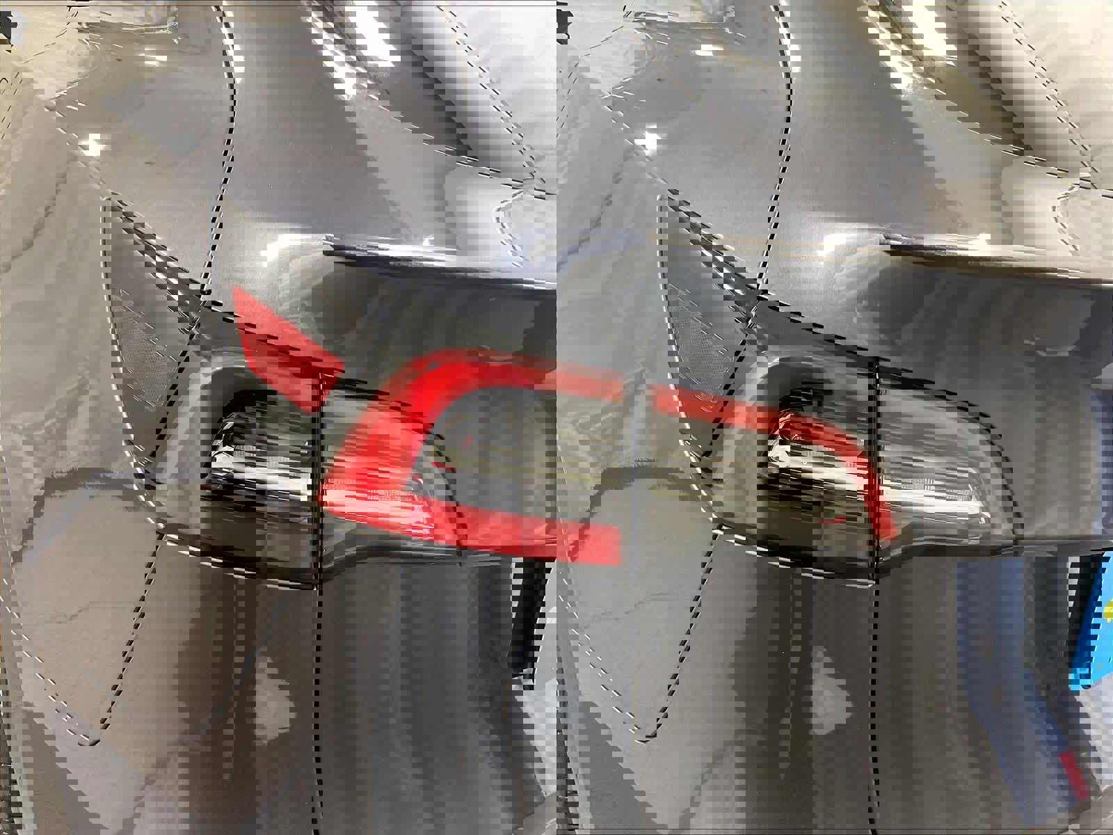 Used 2021 Tesla Model Y Performance image 34