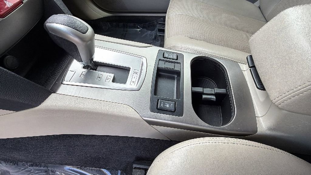 Used 2011 Subaru Outback 3.6R Limited w/ Popular Equipment Group 1B image 13