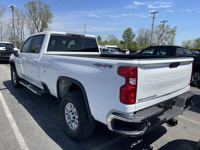 Used 2025 Chevrolet Silverado 2500 LT w/ Safety Package AWD/4WD image 9