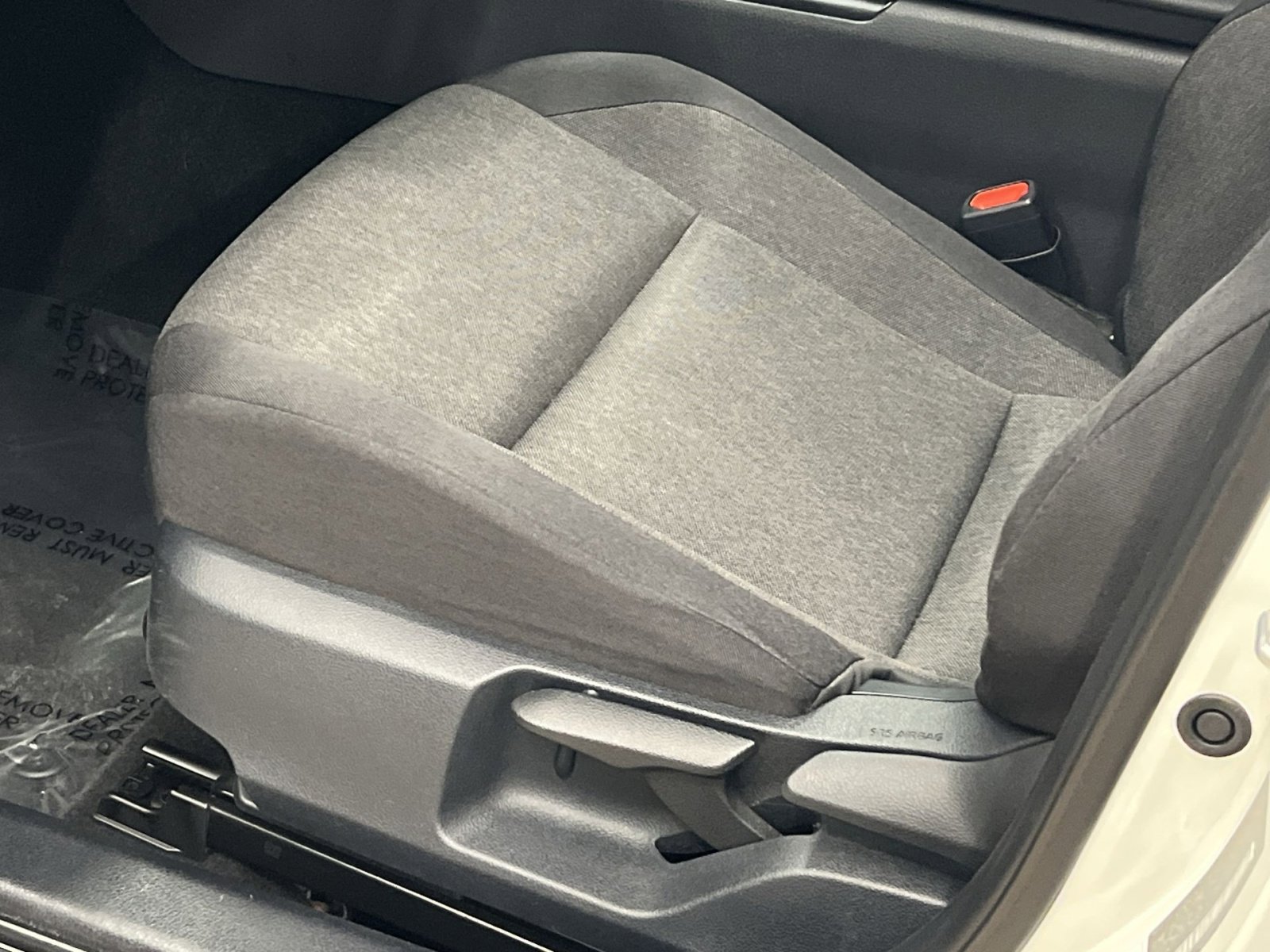 Used 2025 Toyota Camry LE image 13