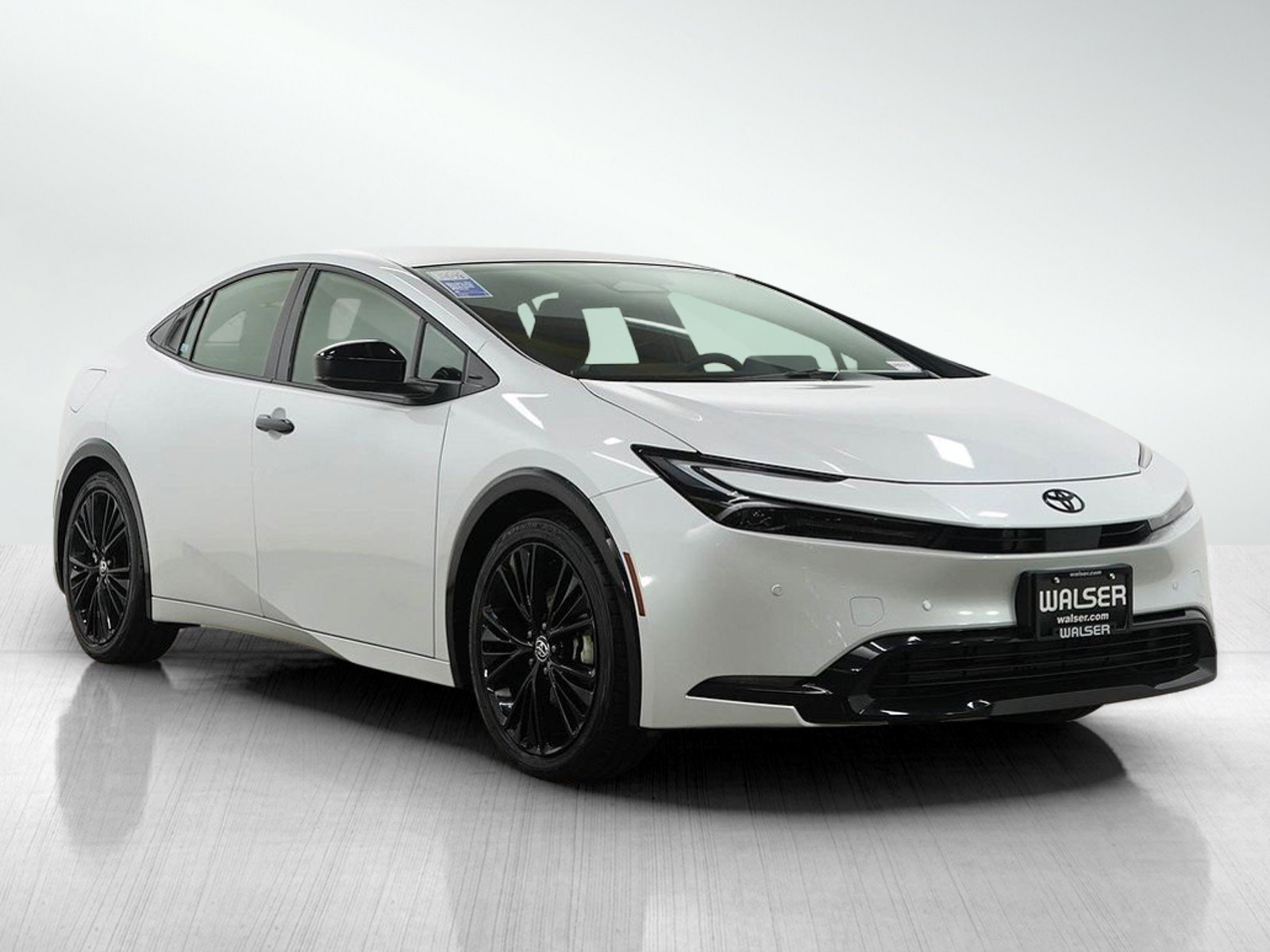 Used 2026 Toyota Prius Plug-In Hybrid image 9