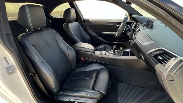 Used 2018 BMW M2 image 17