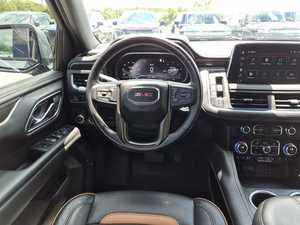 Used 2022 GMC Yukon AT4 w/ Technology Package AWD/4WD image 34
