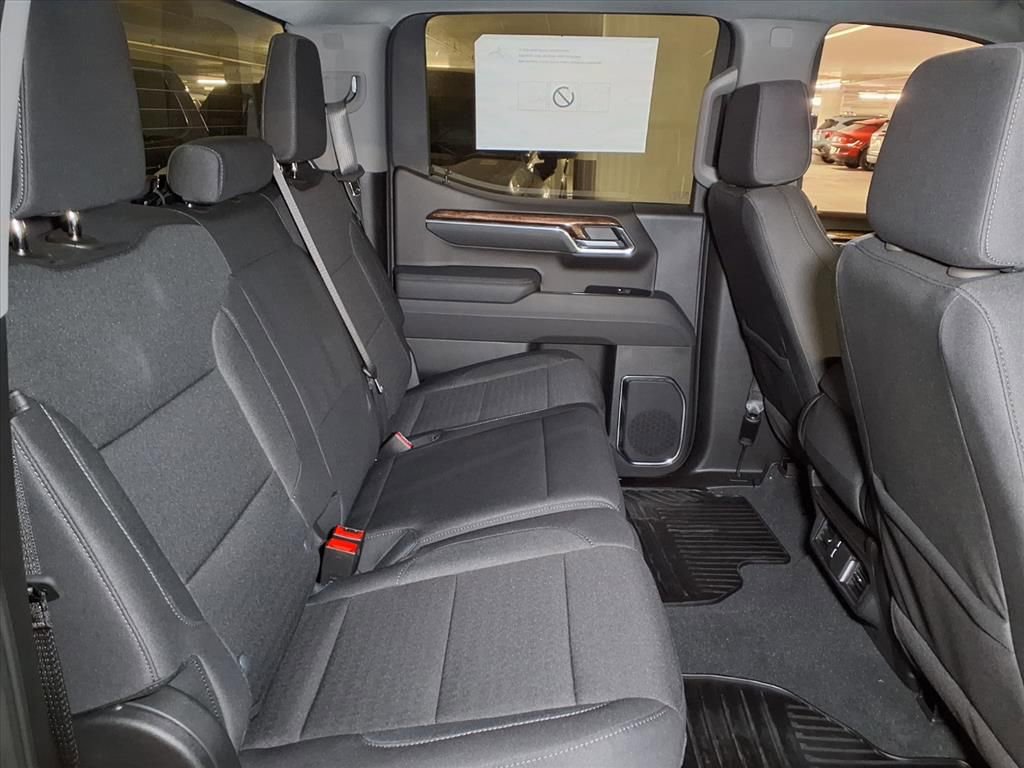 New 2025 GMC Sierra 1500 SLE AWD/4WD image 7