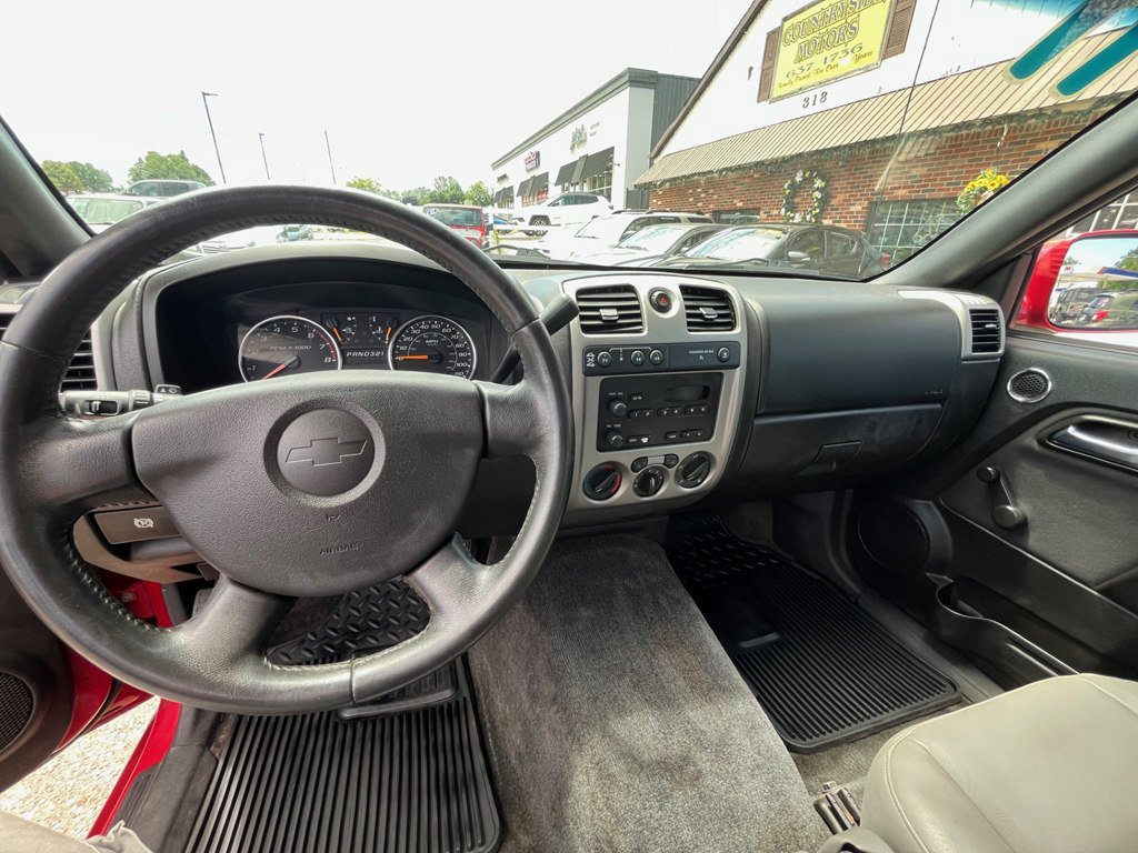 Used 2011 Chevrolet Colorado W/T AWD/4WD image 11