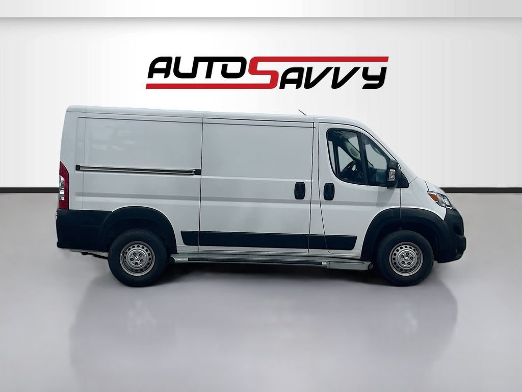 Used 2025 RAM ProMaster 2500 w/ U-Haul Equipment Group FWD image 8