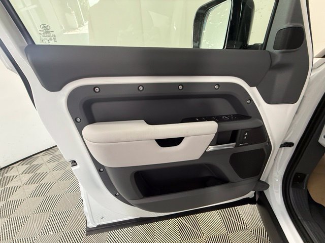 New 2026 Land Rover Defender 110 S AWD/4WD image 11