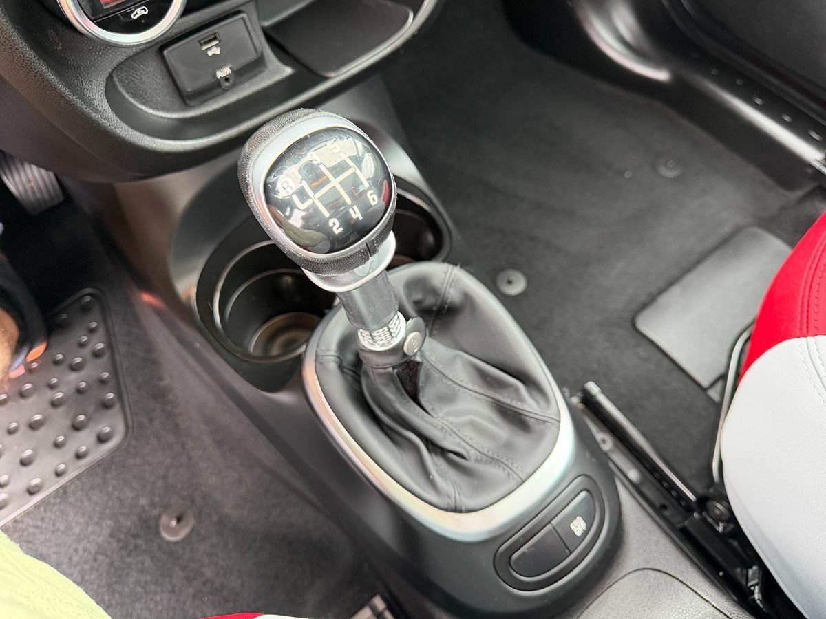 Used 2014 FIAT 500L Easy FWD image 18