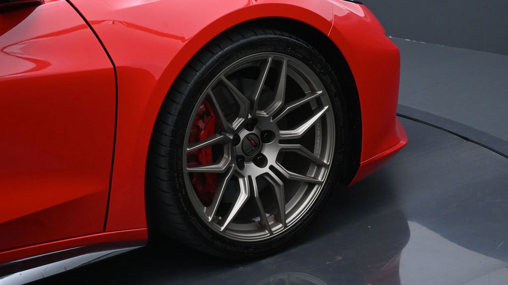 Used 2025 Chevrolet Corvette Z06 RWD image 6