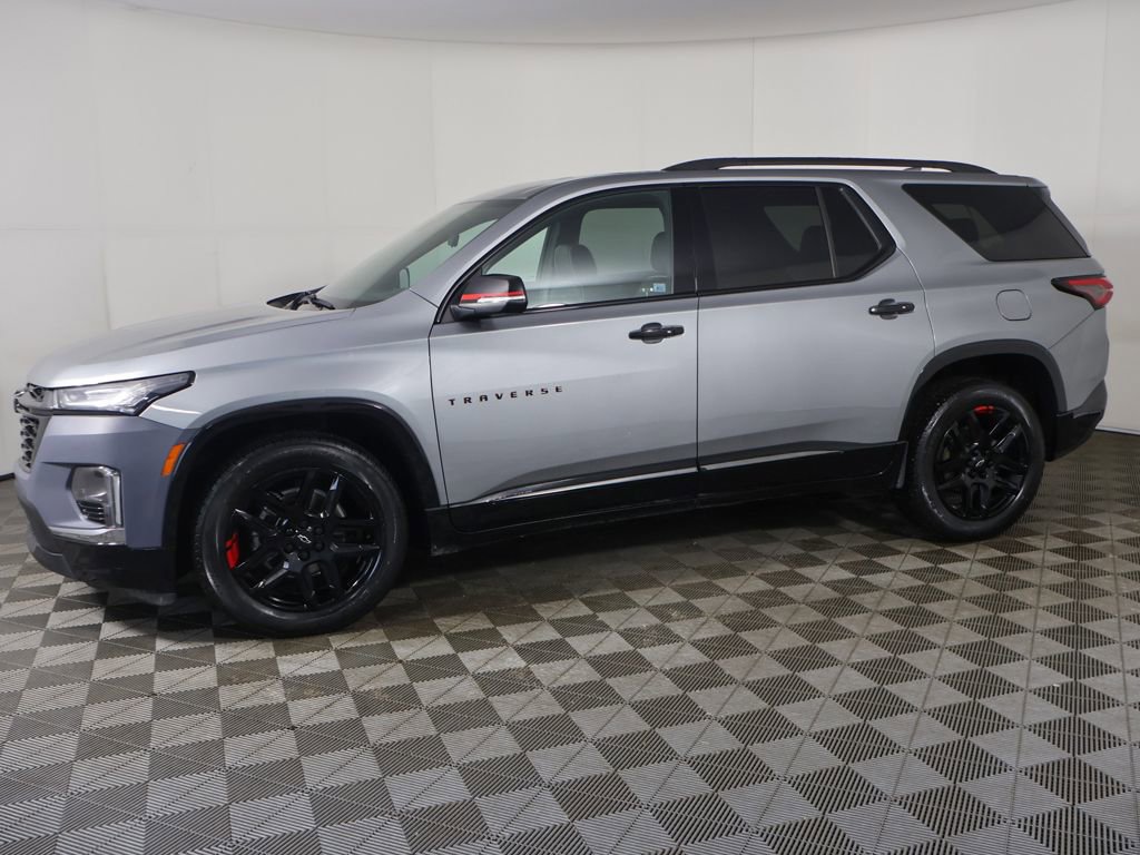Used 2023 Chevrolet Traverse Premier w/ Redline Edition AWD/4WD image 19