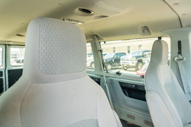 Used 2014 Ford E-350 and Econoline 350 XLT RWD image 36