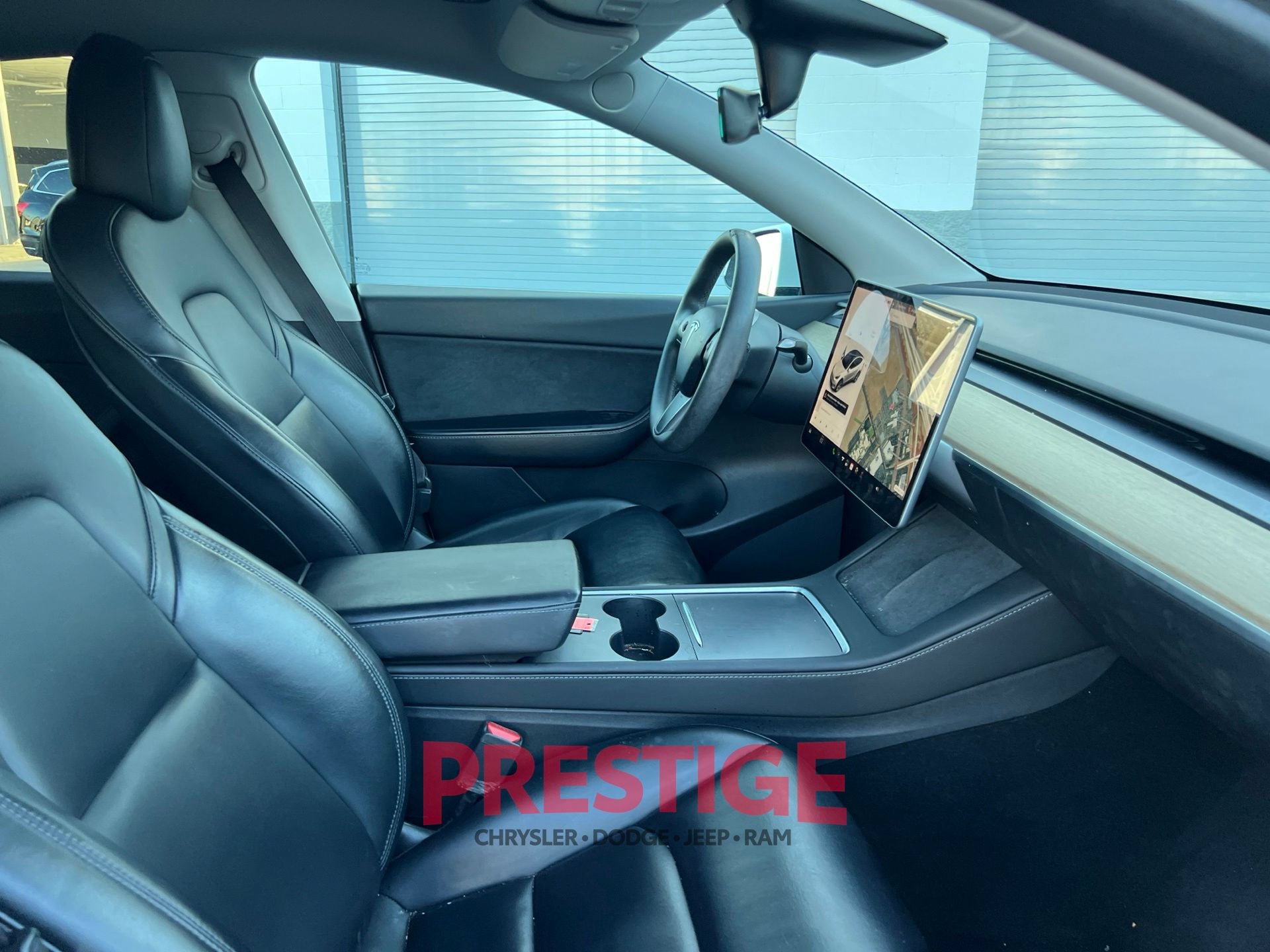 Used 2021 Tesla Model Y Long Range AWD/4WD image 22