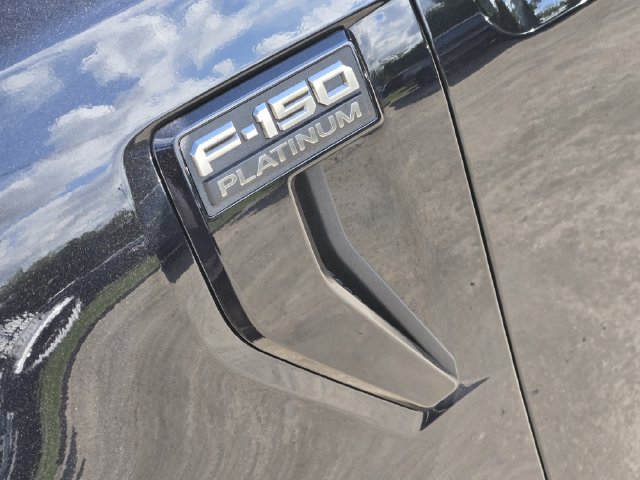 Certified 2025 Ford F150 Platinum w/ FX4 Off-Road Package AWD/4WD image 15